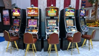 okewla live dealer studio showing blackjack table with Over Under betting interface